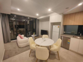 Brand New 2B1B Apt @ Inner North of Canberra